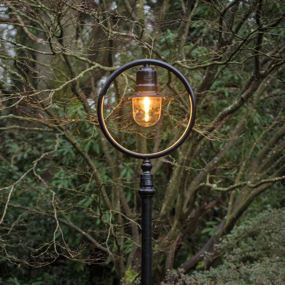 Classic Outdoor Railway Style Lamp Post Cast Iron 273cm