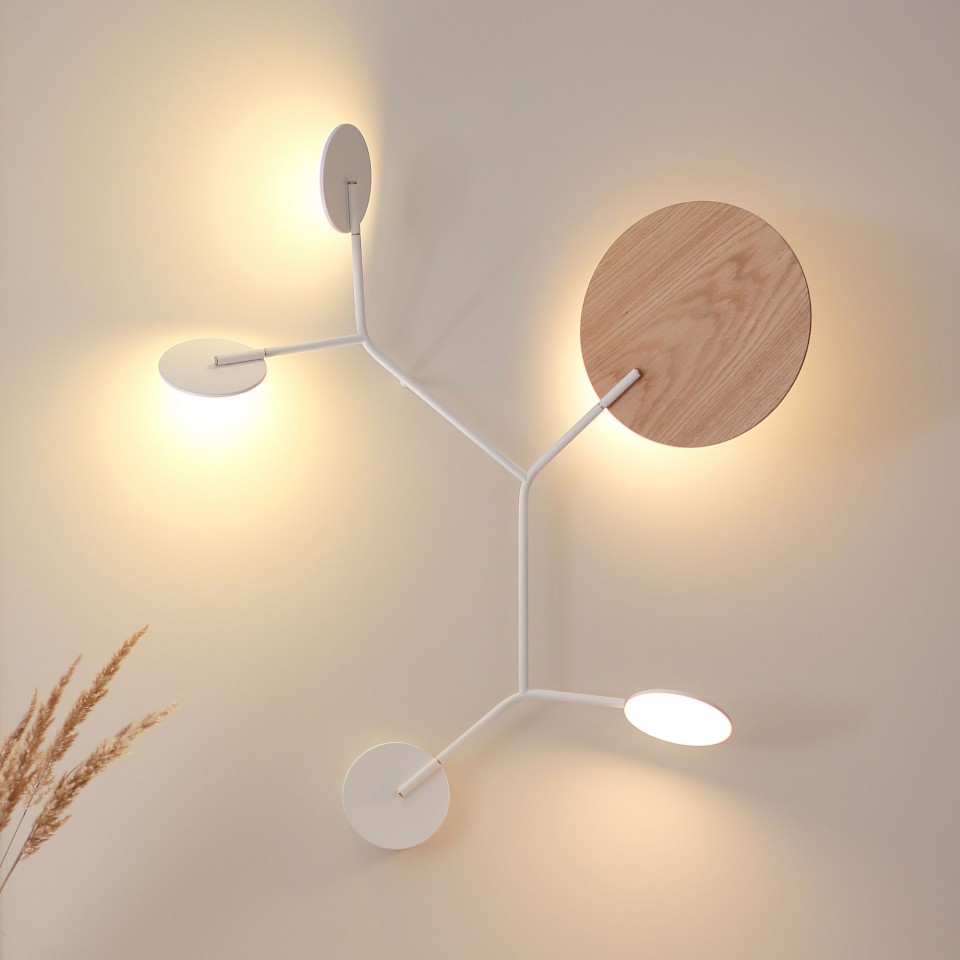 Ballon C Wall Lamp Black/White/Oak/Walnut 74cm